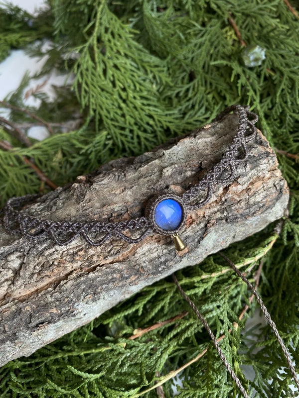 Handwoven Choker with labradorite Gemstone