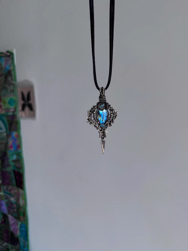 Labradorite moonstone pendant(The sword of the Cone)
