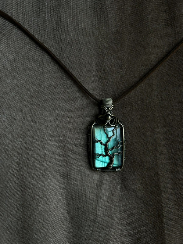 Tree Of Life Handcrafted Labradorite Wire-Wrapped Pendant