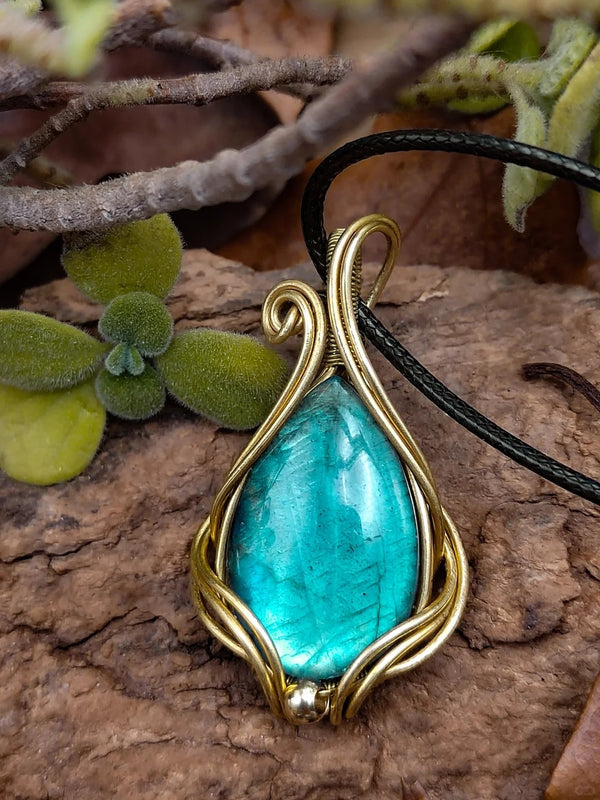 Labradorite Wire-Wrapped Pendant