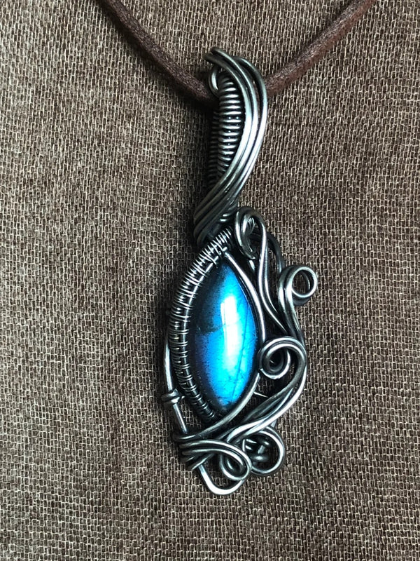 Sea wave labradorite crystal wire wrapped pendant