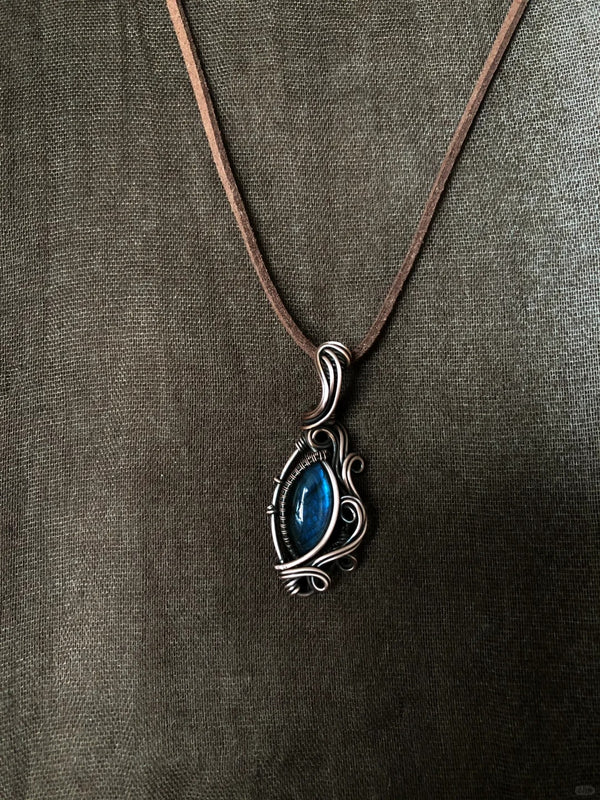 Sea wave labradorite crystal wire wrapped pendant