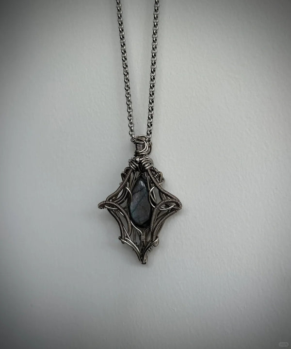 Labradorite necklace pendant