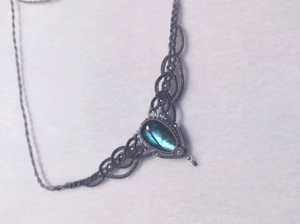 Hand-Woven healing crystal macrame necklace