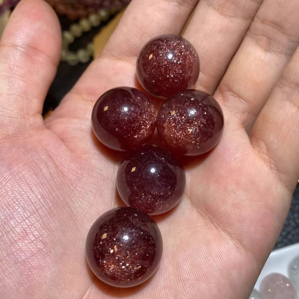 Collection level-Strawberry quartz crystal